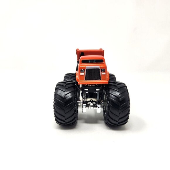 2024 Hot Wheels Monster Trucks Will Trash It All 1:64 Demo Doubles (bt23) - Picture 2 of 8